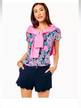 Lilly Pulitzer Buttercup 5” Scallop Hem Shorts – Navy – Size 8